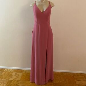 NWOT Dear Cleo Kinsley V-Neck, High Slit Bridesmaid Gown Size 10.